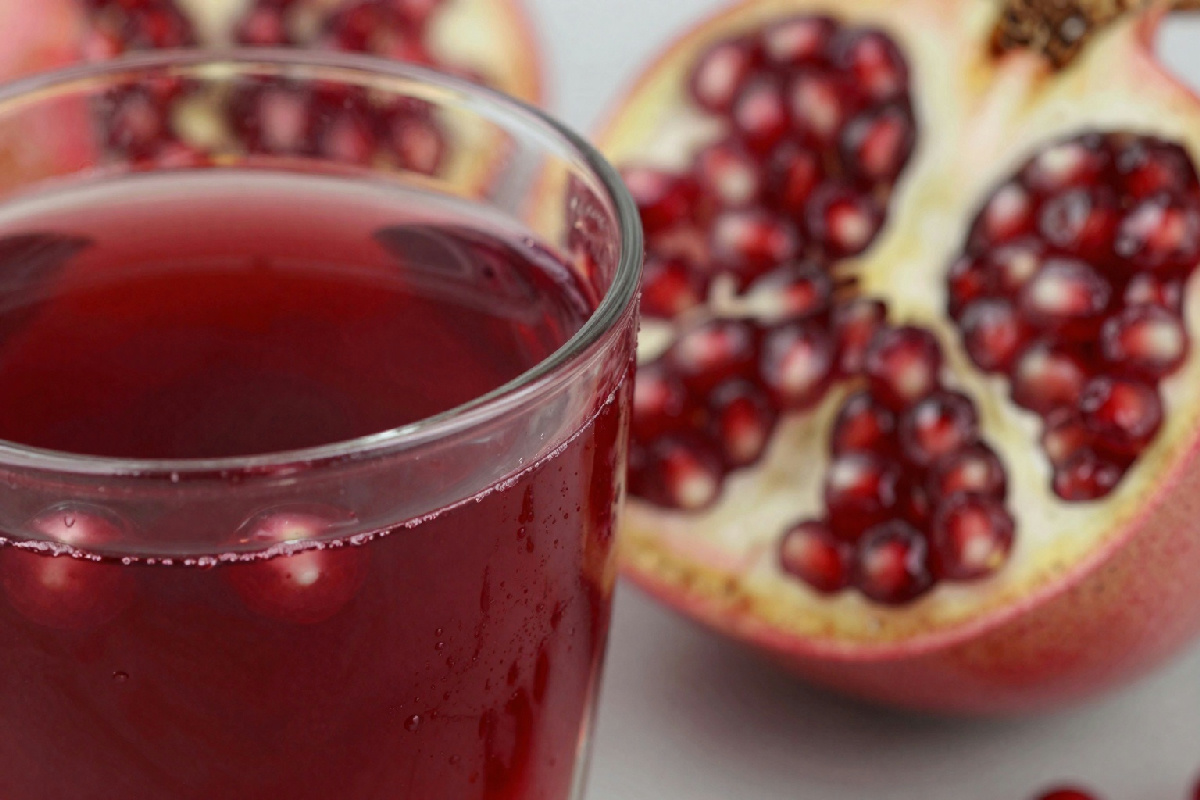 Il succo di melagrana che fa bene alla salute: ricetta facile e benefici da non perdere